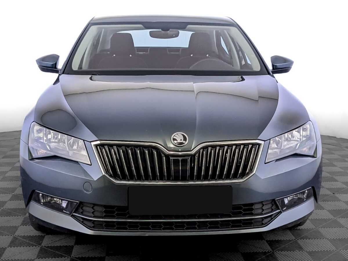 Skoda Superb 2019 года с пробегом. Фото: #1