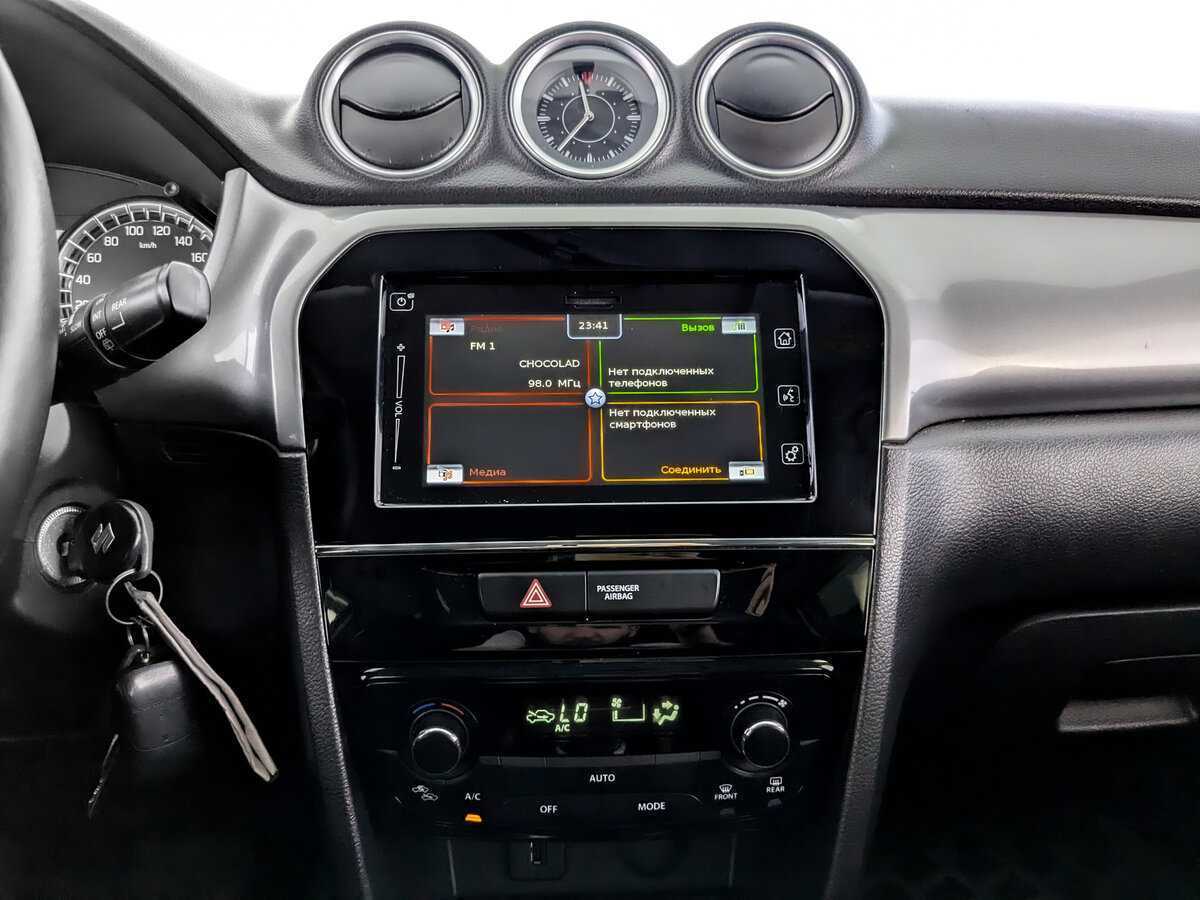 Б/У Сузуки Витара 2016 года. Фото: #12