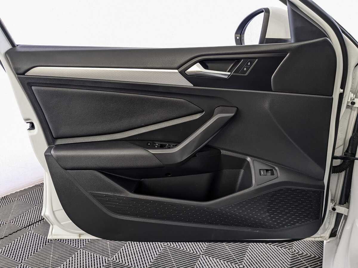 Б/У Фольксваген Джетта 2020 года. Фото: #14