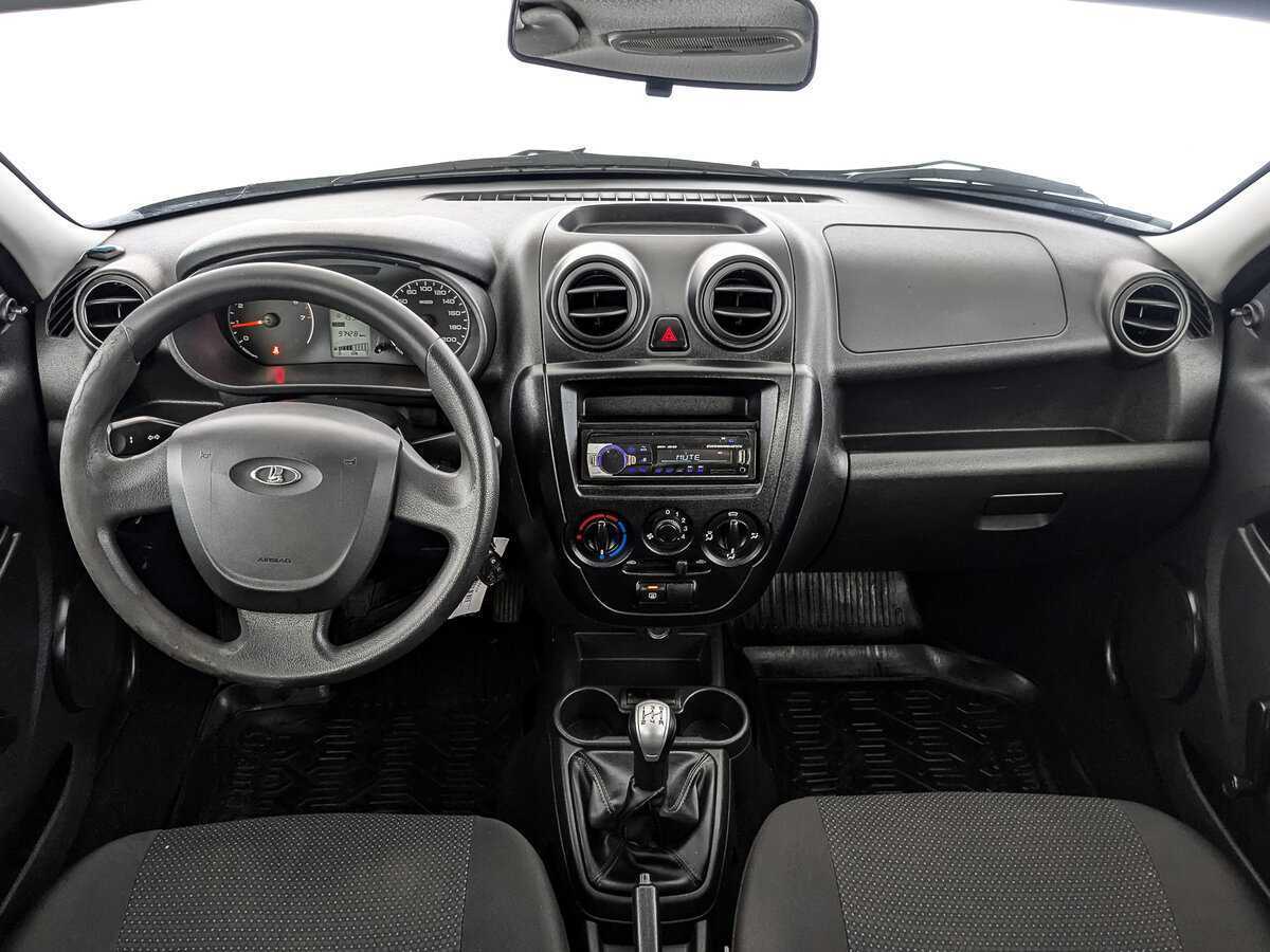 Б/У Лада (ВАЗ) Гранта 2017 года. Фото: #9