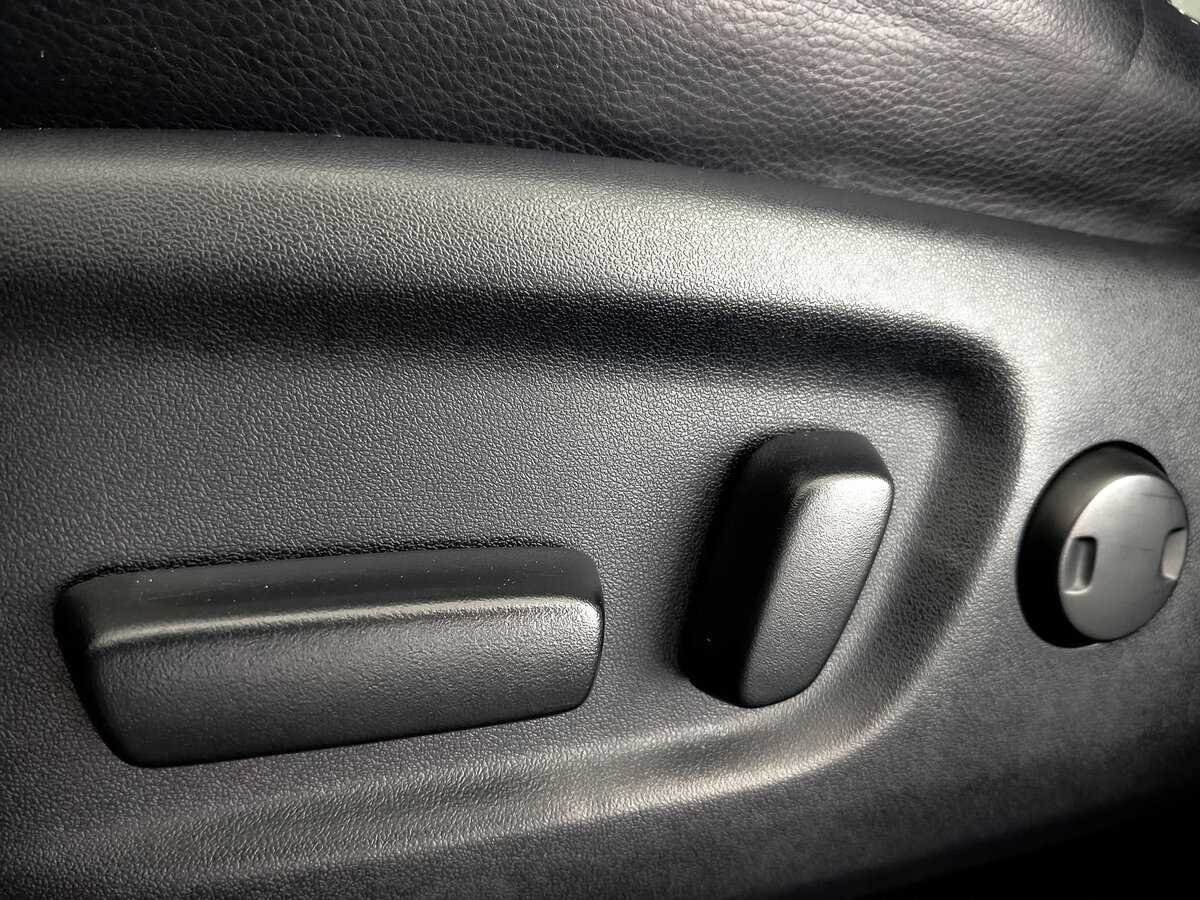 Toyota RAV4 2017 года с пробегом. Фото: #21