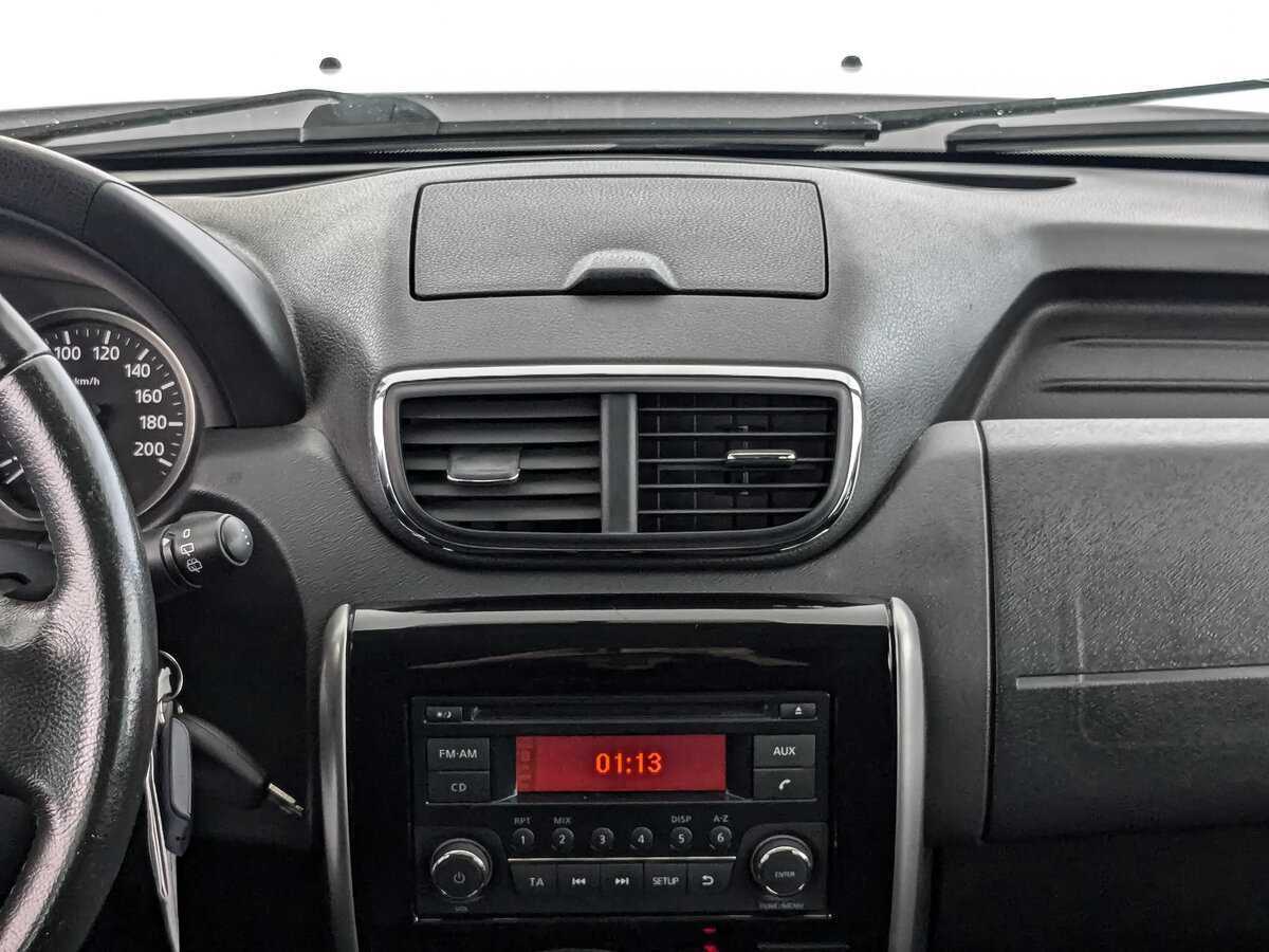 Б/У Ниссан Террано 2015 года. Фото: #12