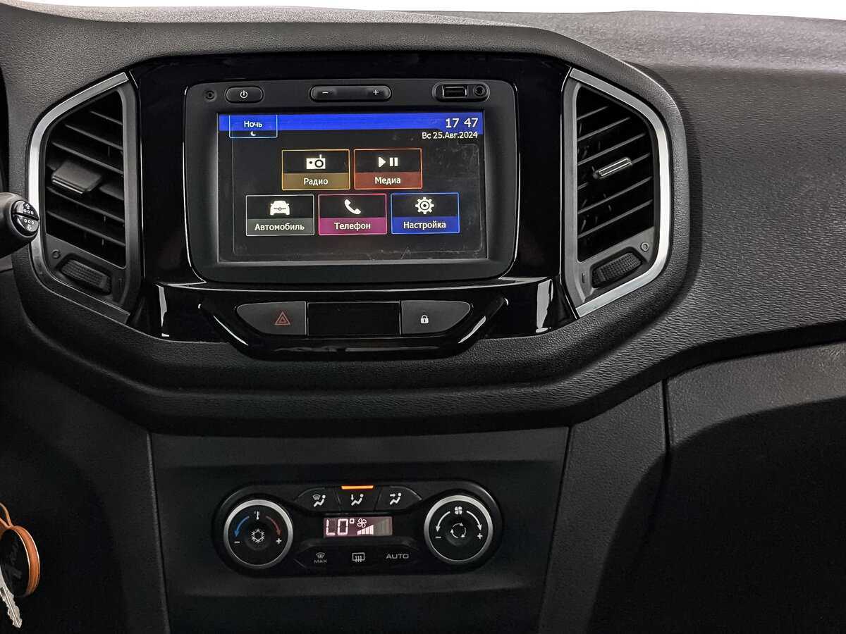 Б/У Лада (ВАЗ) ИКСРЭЙ 2016 года. Фото: #12