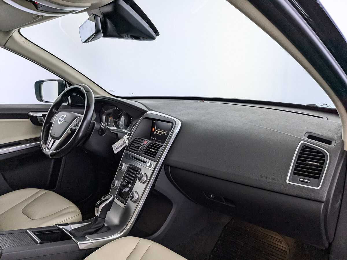 Volvo XC60 2017 года с пробегом. Фото: #8