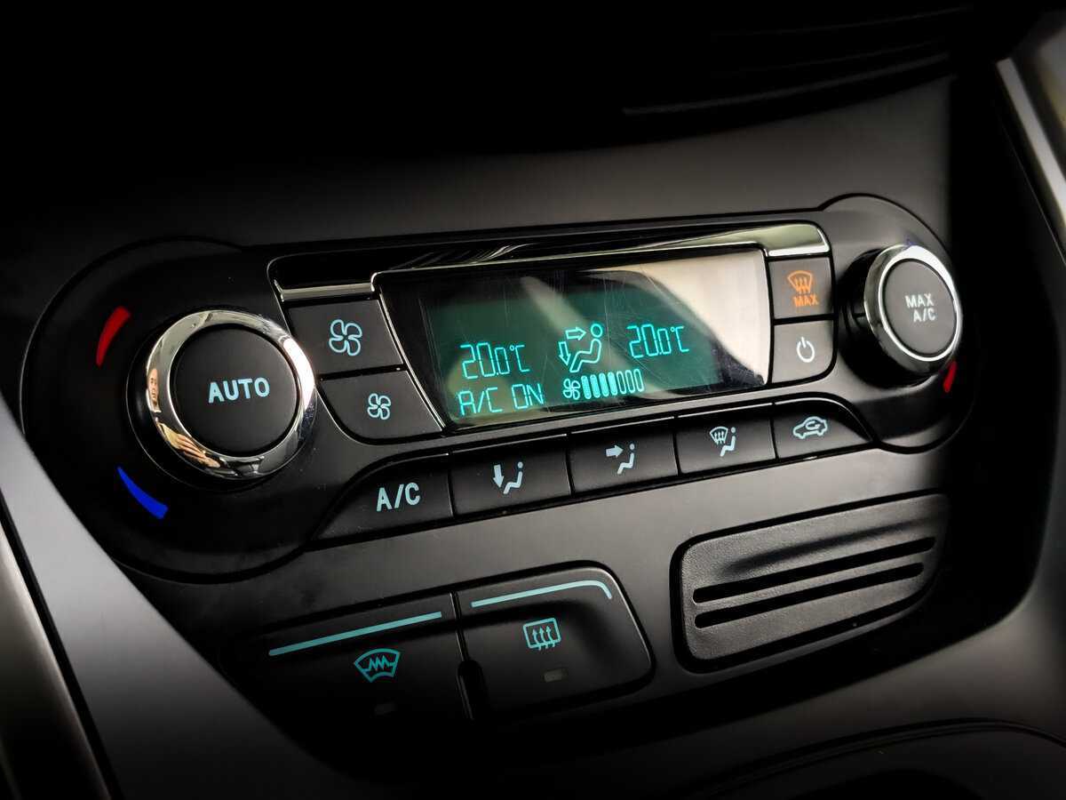 Б/У Форд Куга 2016 года. Фото: #20