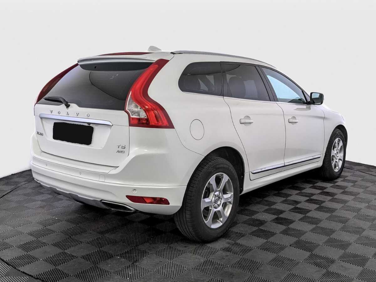 Volvo XC60 2017 года с пробегом. Фото: #4
