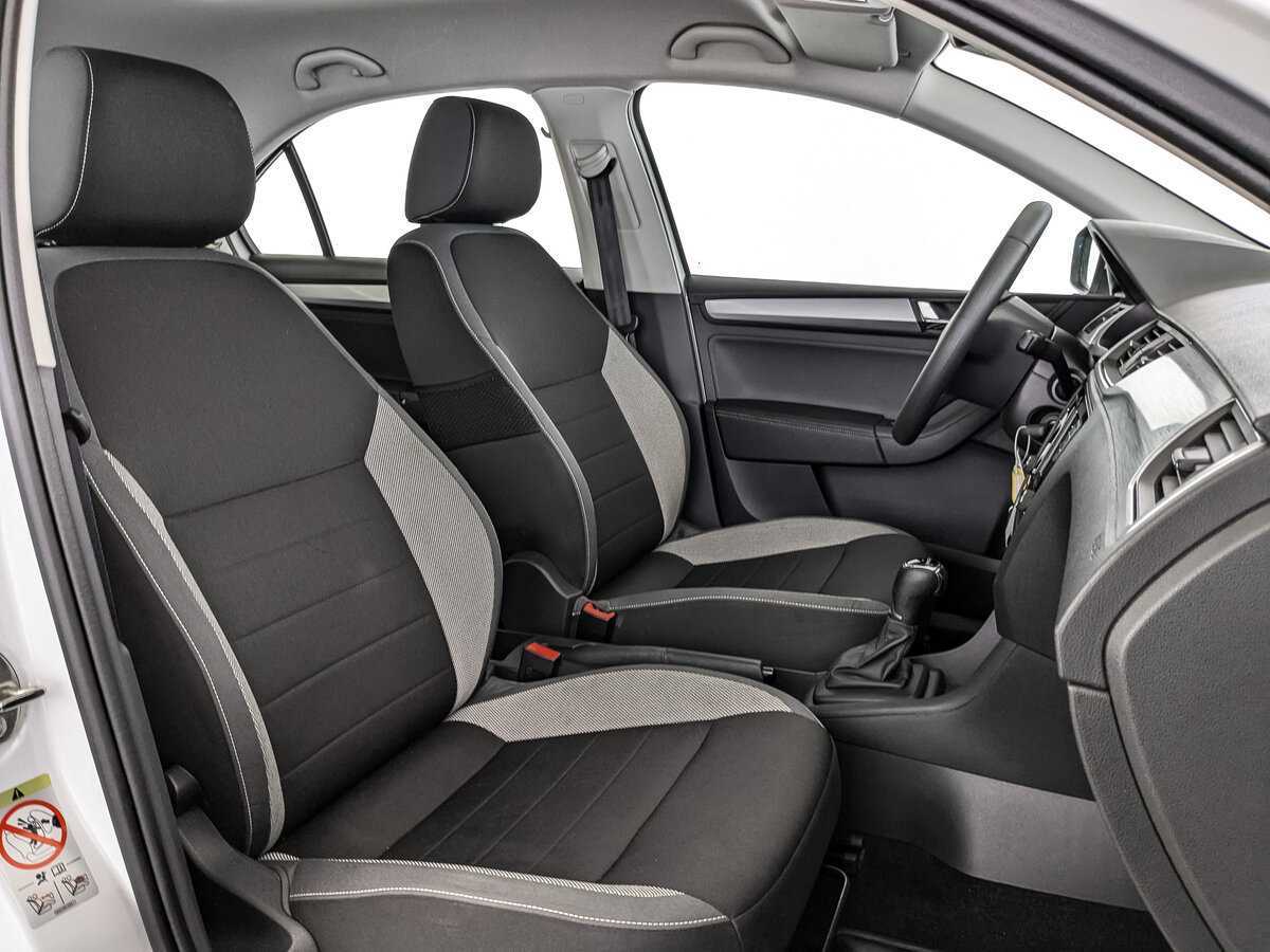 Б/У Шкода Рапид 2019 года. Фото: #19