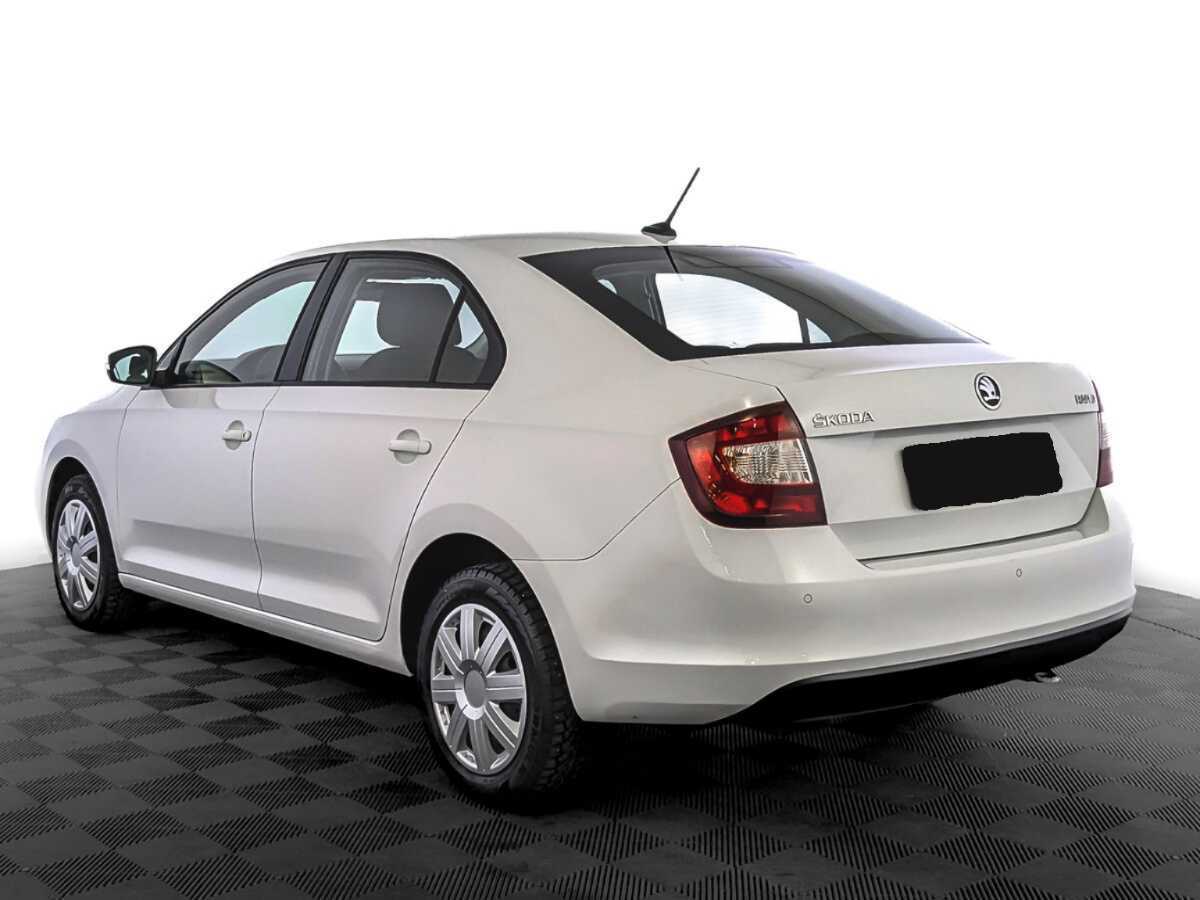 Б/У Шкода Рапид 2019 года. Фото: #6