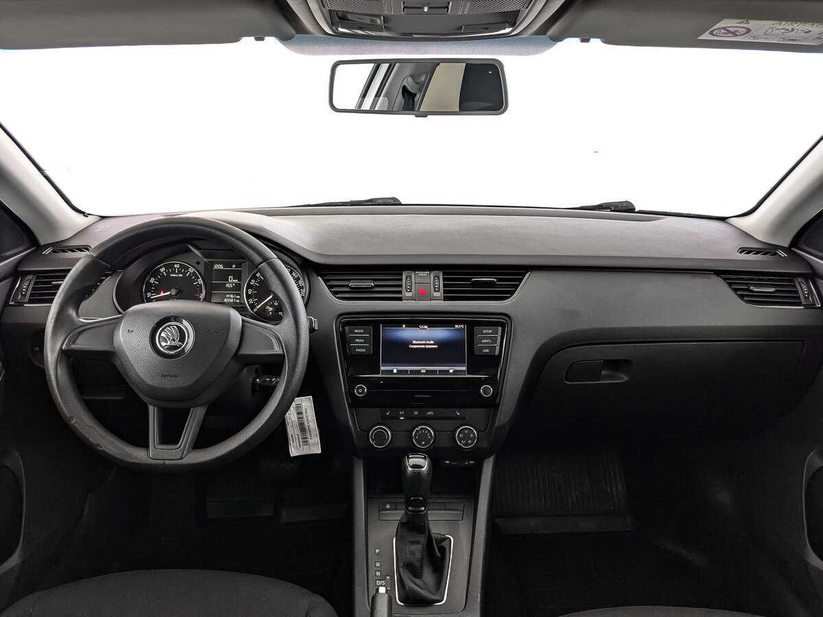 Б/У Шкода Октавия 2017 года. Фото: #9