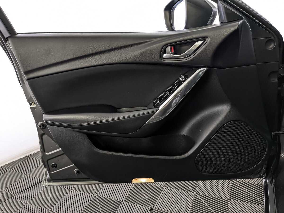 Б/У Мазда 6 2018 года. Фото: #14