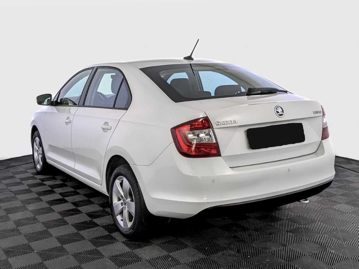 Б/У Шкода Рапид 2018 года. Фото: #6