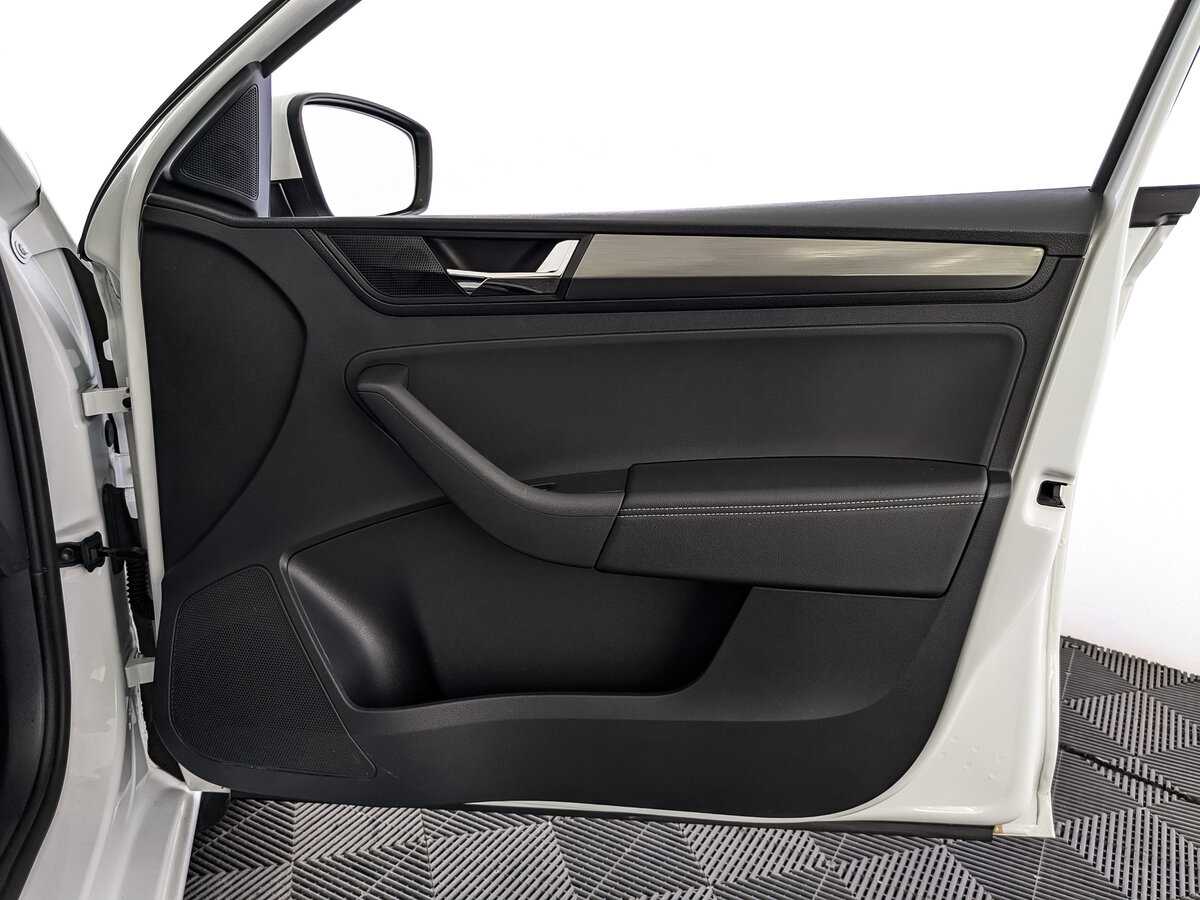 Б/У Шкода Рапид 2018 года. Фото: #19