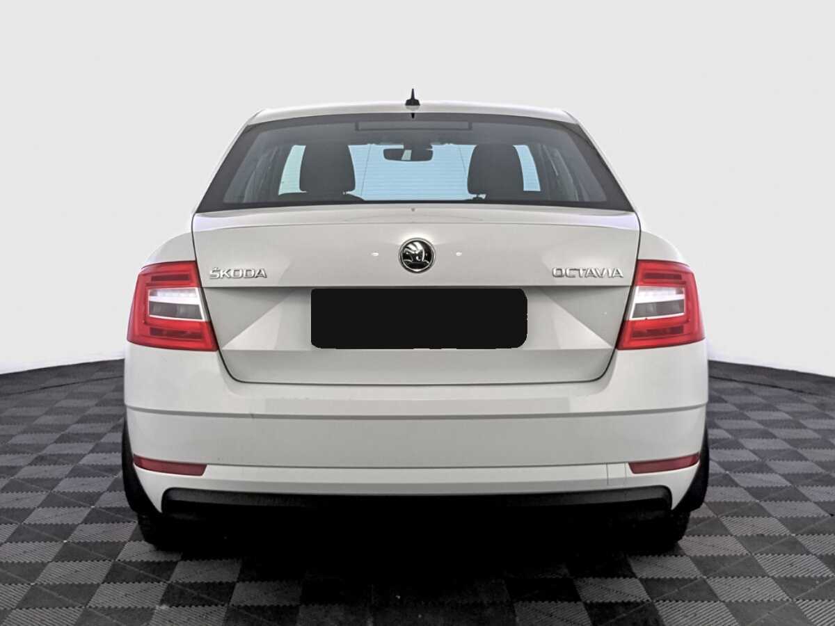 Б/У Шкода Октавия 2017 года. Фото: #5
