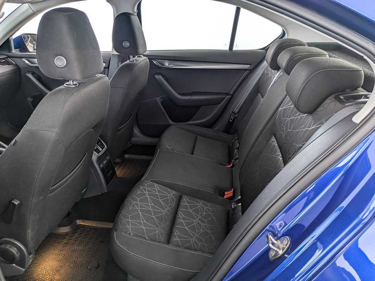 Б/У Шкода Октавия 2020 года. Фото: #13