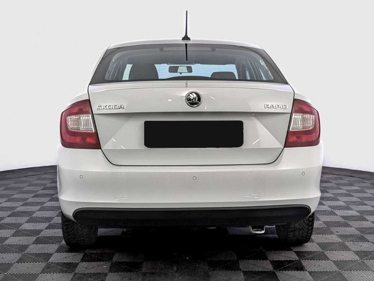 Б/У Шкода Рапид 2019 года. Фото: #5