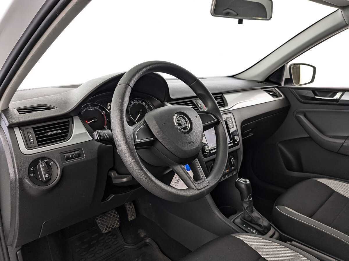 Б/У Шкода Рапид 2019 года. Фото: #10