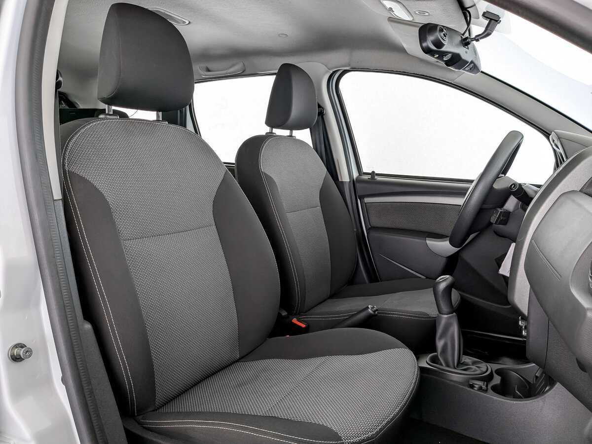 Б/У Рено Дастер 2018 года. Фото: #18