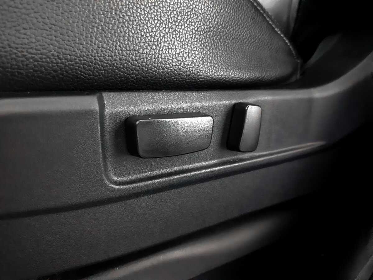 Б/У Митсубиши Оутлэндер 2014 года. Фото: #16