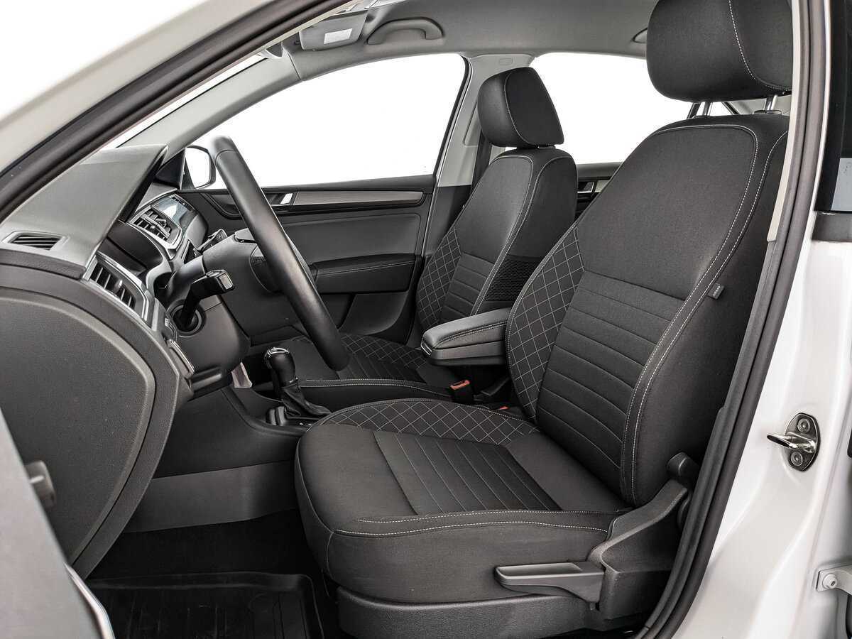 Б/У Шкода Рапид 2018 года. Фото: #15