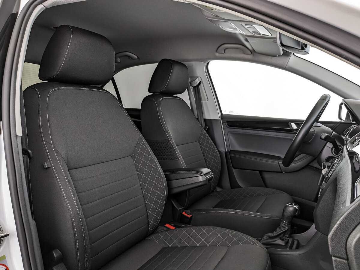 Б/У Шкода Рапид 2019 года. Фото: #19