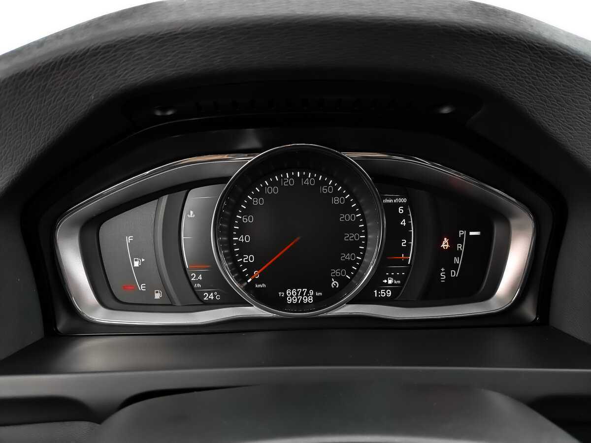 Б/У Вольво С60 2016 года. Фото: #11