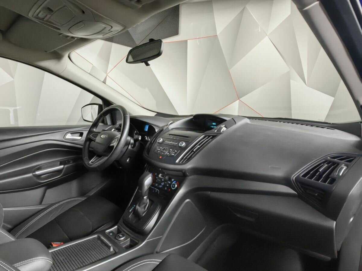 Б/У Форд Куга 2018 года. Фото: #8