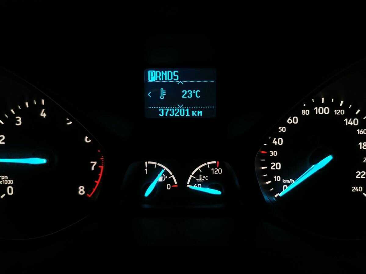 Б/У Форд Куга 2017 года. Фото: #15