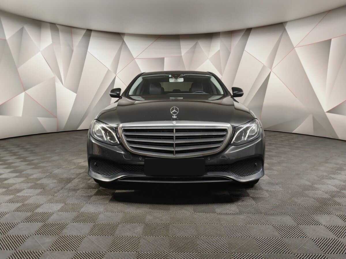 Mercedes-Benz E-Класс 2016 года с пробегом. Фото: #6