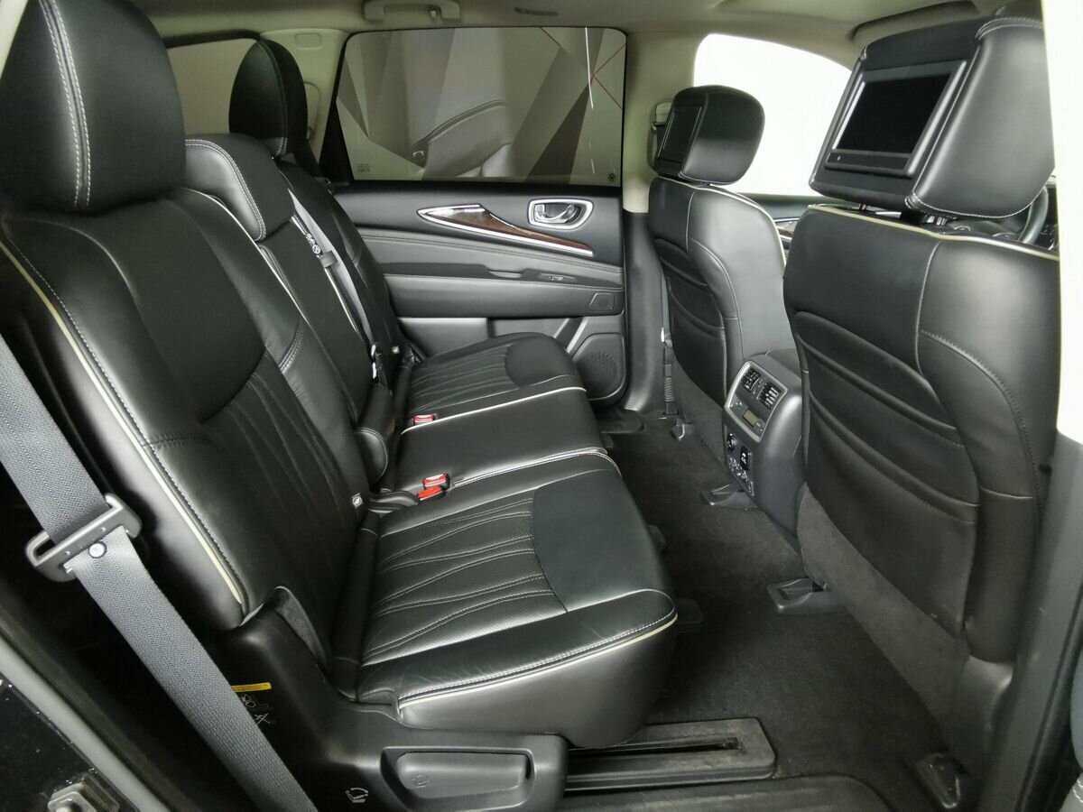Infiniti QX60 2017 года с пробегом. Фото: #11