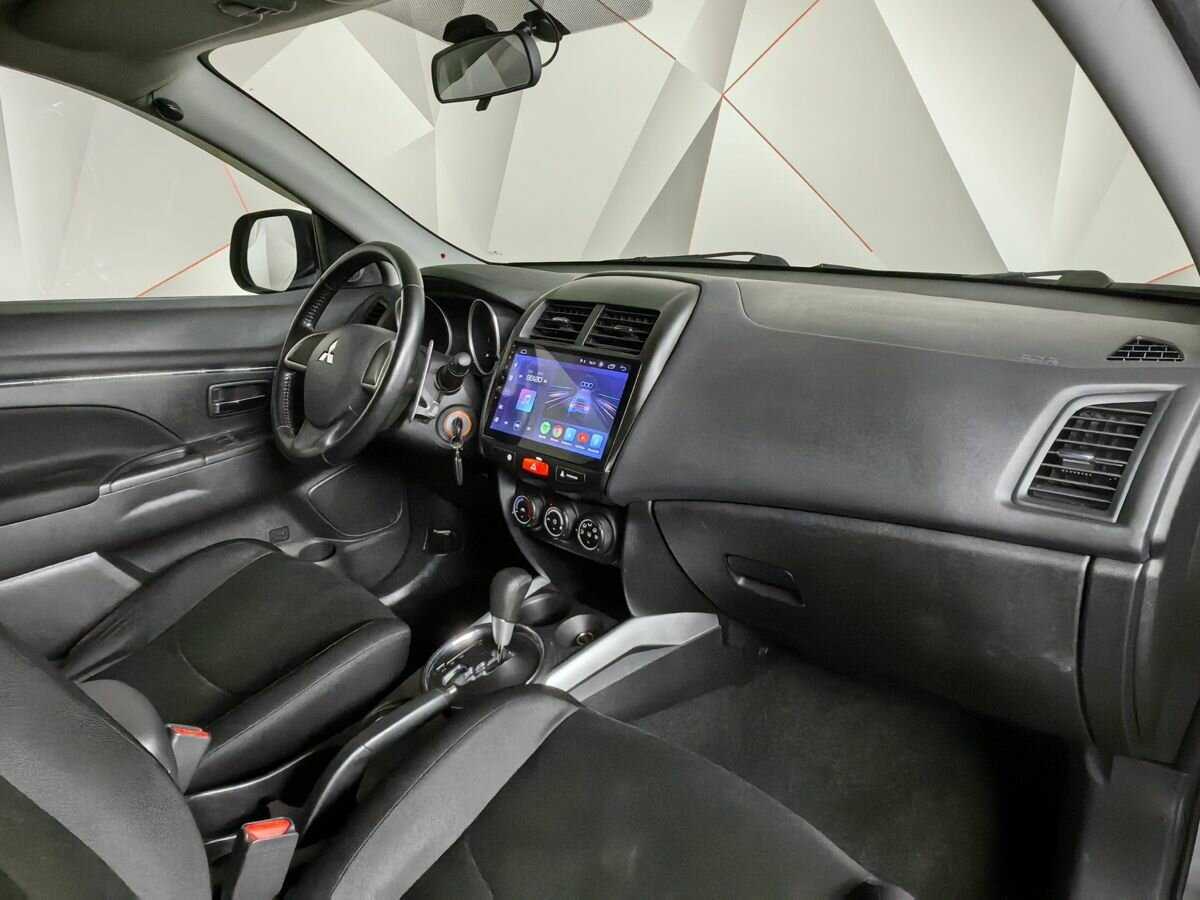 Б/У Митсубиши АС-Икс 2013 года. Фото: #8