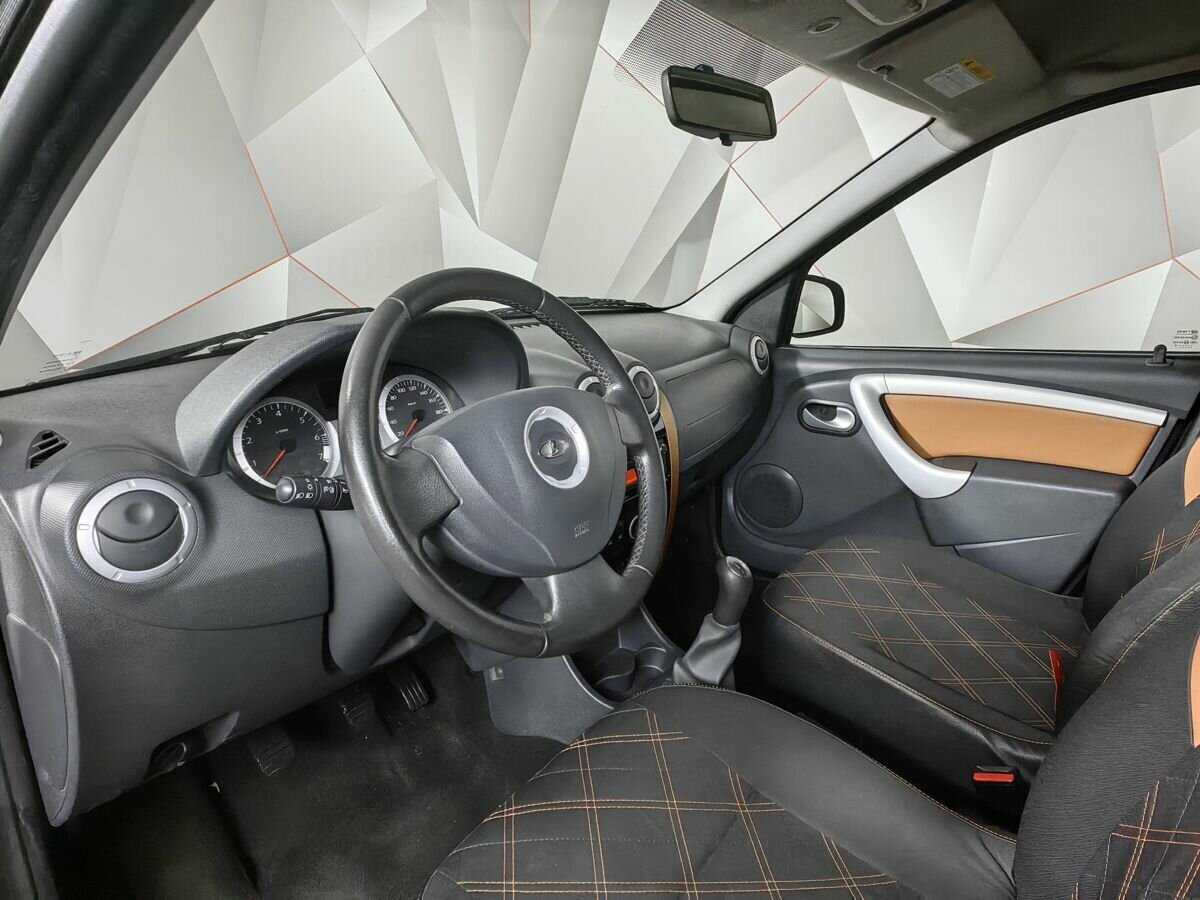 Б/У Лада (ВАЗ) Ларгус 2015 года. Фото: #13