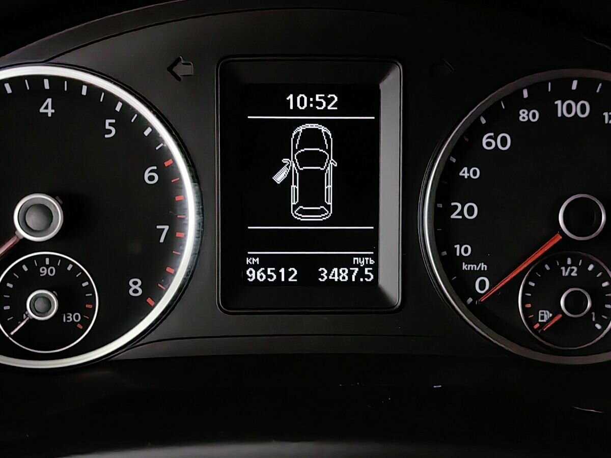 Б/У Фольксваген Тигуан 2016 года. Фото: #14