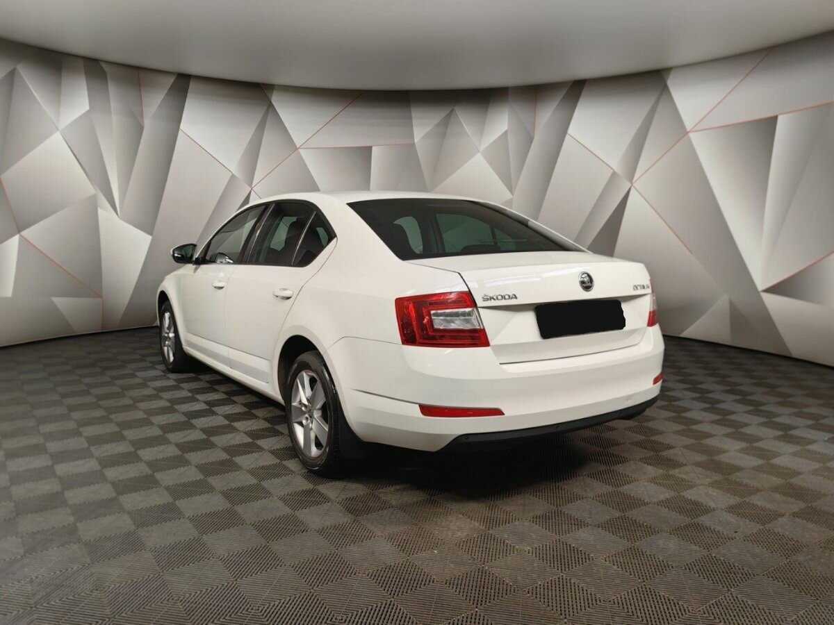 Skoda Octavia 2015 года с пробегом. Фото: #3