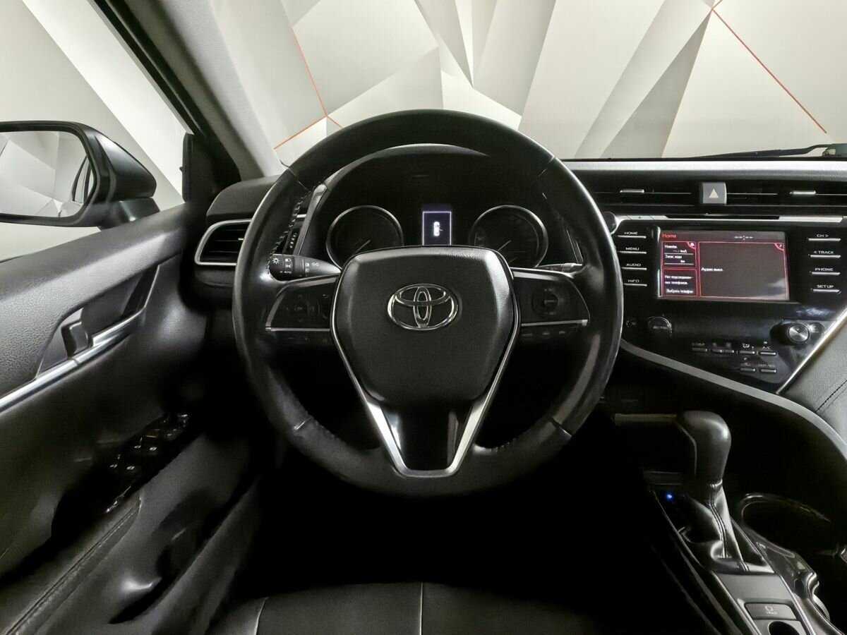 Toyota Camry 2019 года с пробегом. Фото: #14