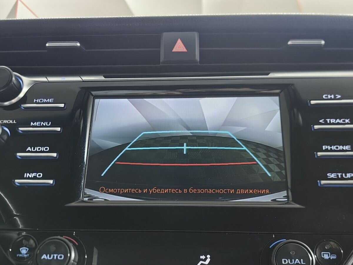 Toyota Camry 2019 года с пробегом. Фото: #16