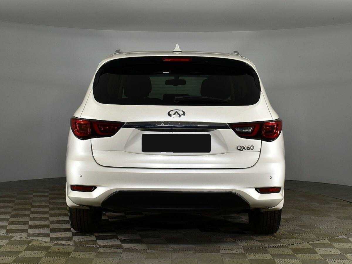 Infiniti QX60 2018 года с пробегом. Фото: #3