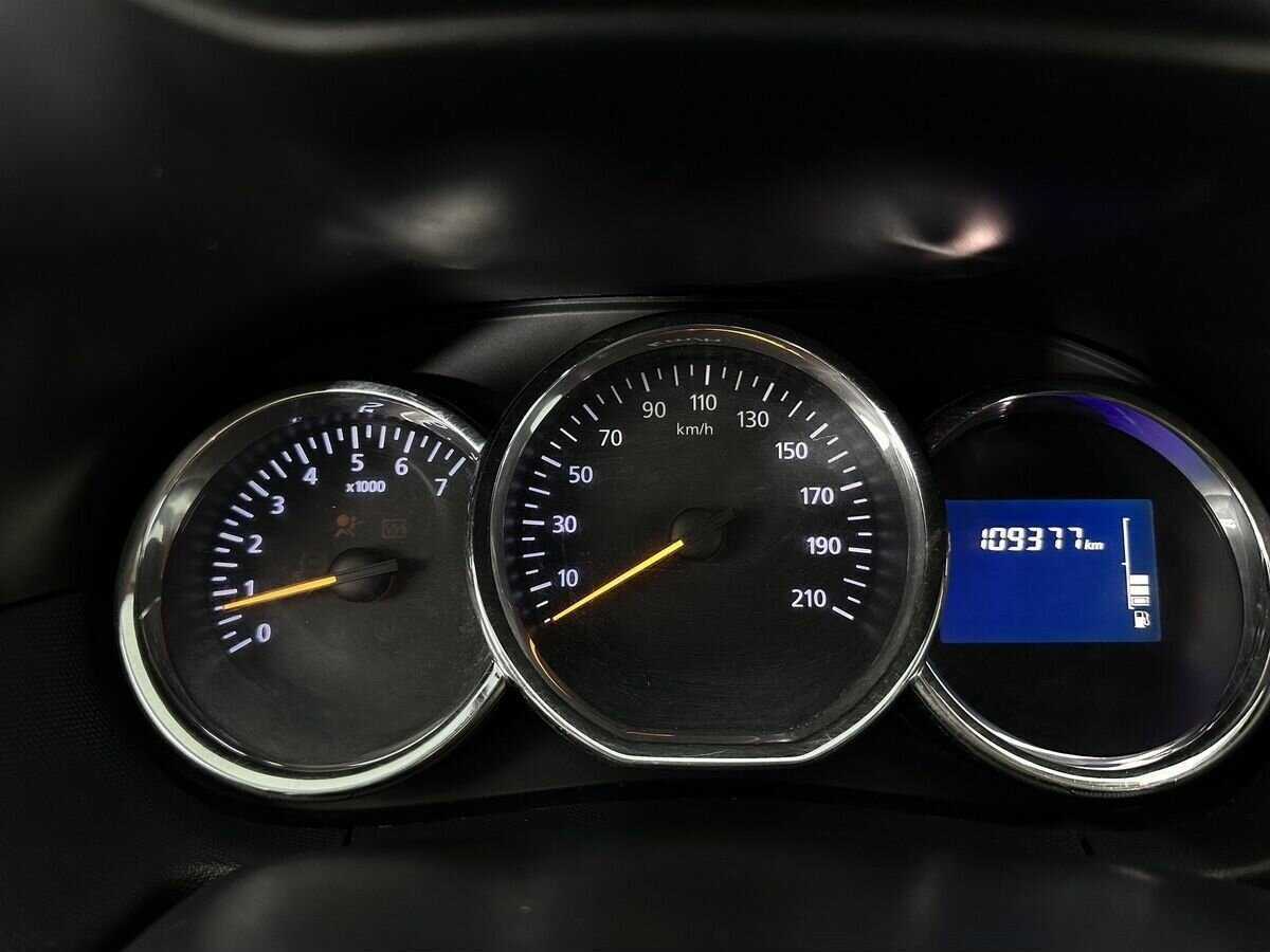 Б/У Рено Дастер 2018 года. Фото: #10