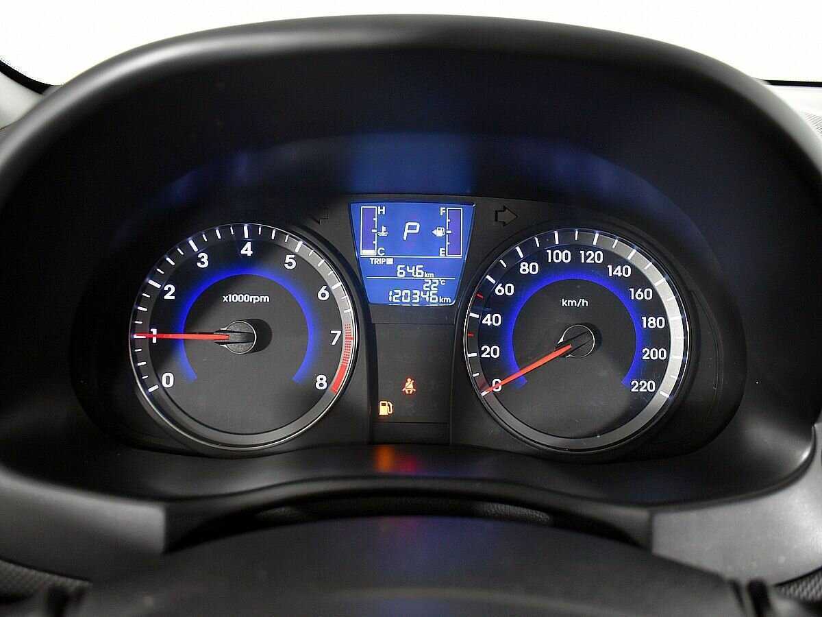 Б/У Хендай Солярис 2014 года. Фото: #11