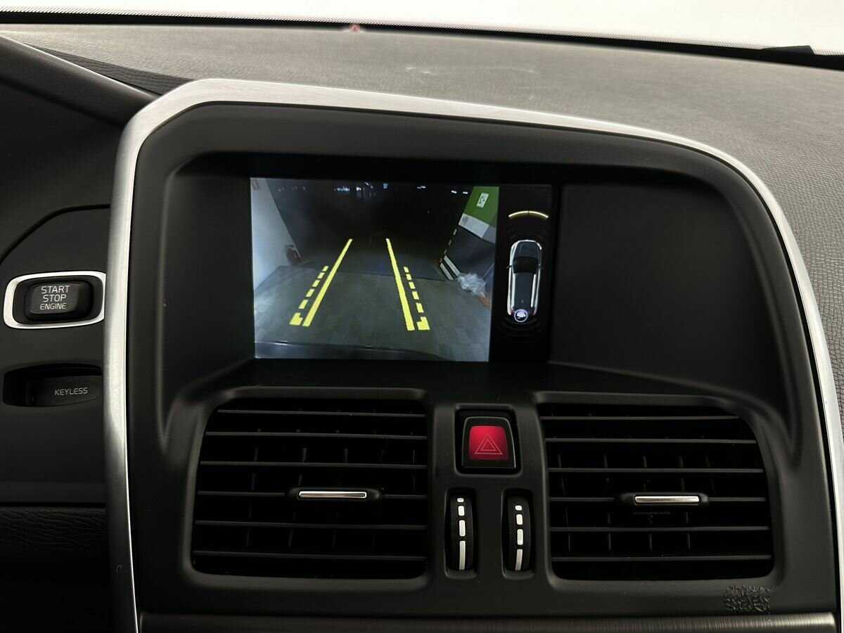 Б/У Вольво ИксЦ60 2014 года. Фото: #11