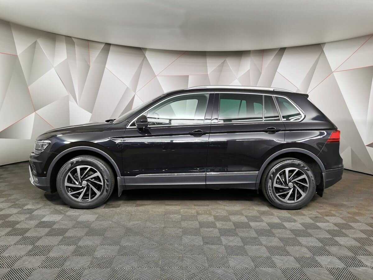 Volkswagen Tiguan 2018 года с пробегом. Фото: #4
