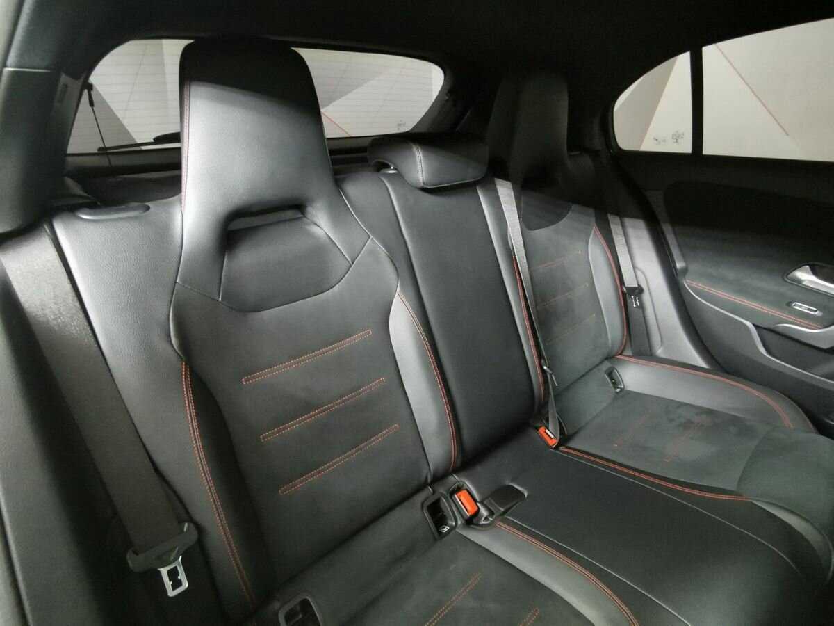 Mercedes-Benz A-Класс 2021 года с пробегом. Фото: #12