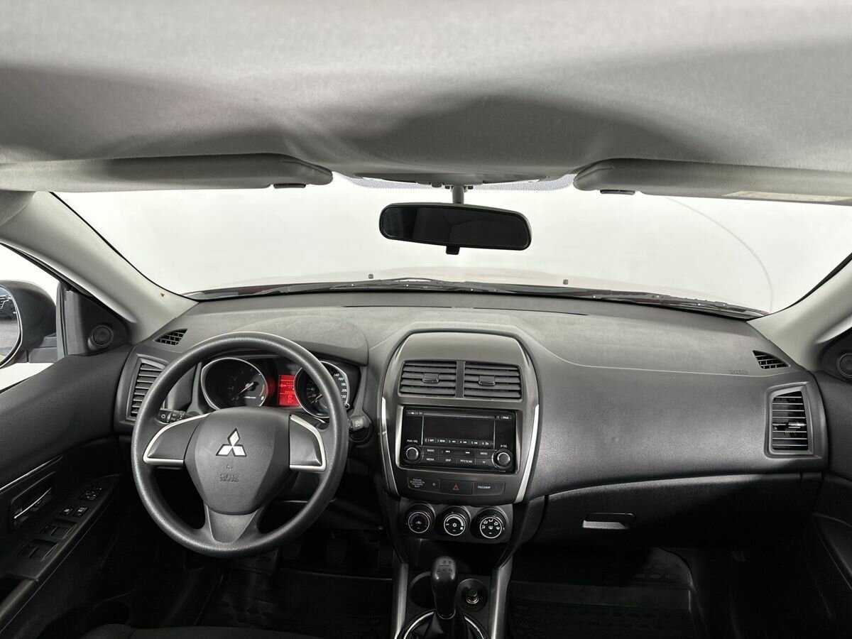 Б/У Митсубиши АС-Икс 2013 года. Фото: #6