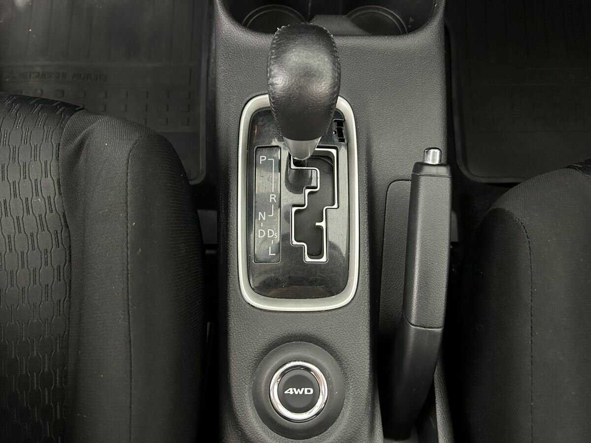 Б/У Митсубиши Оутлэндер 2015 года. Фото: #11