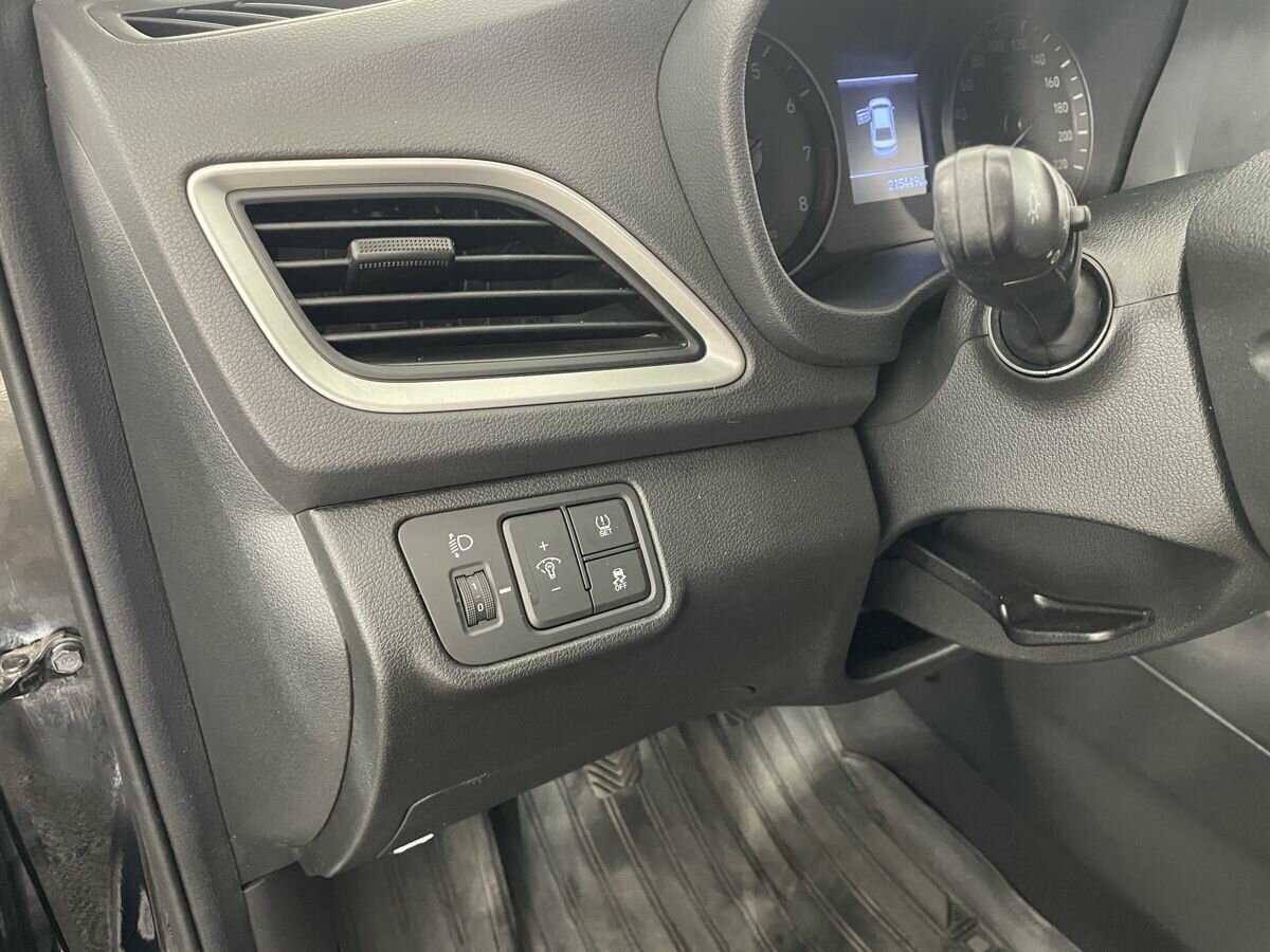 Б/У Хендай Солярис 2017 года. Фото: #8