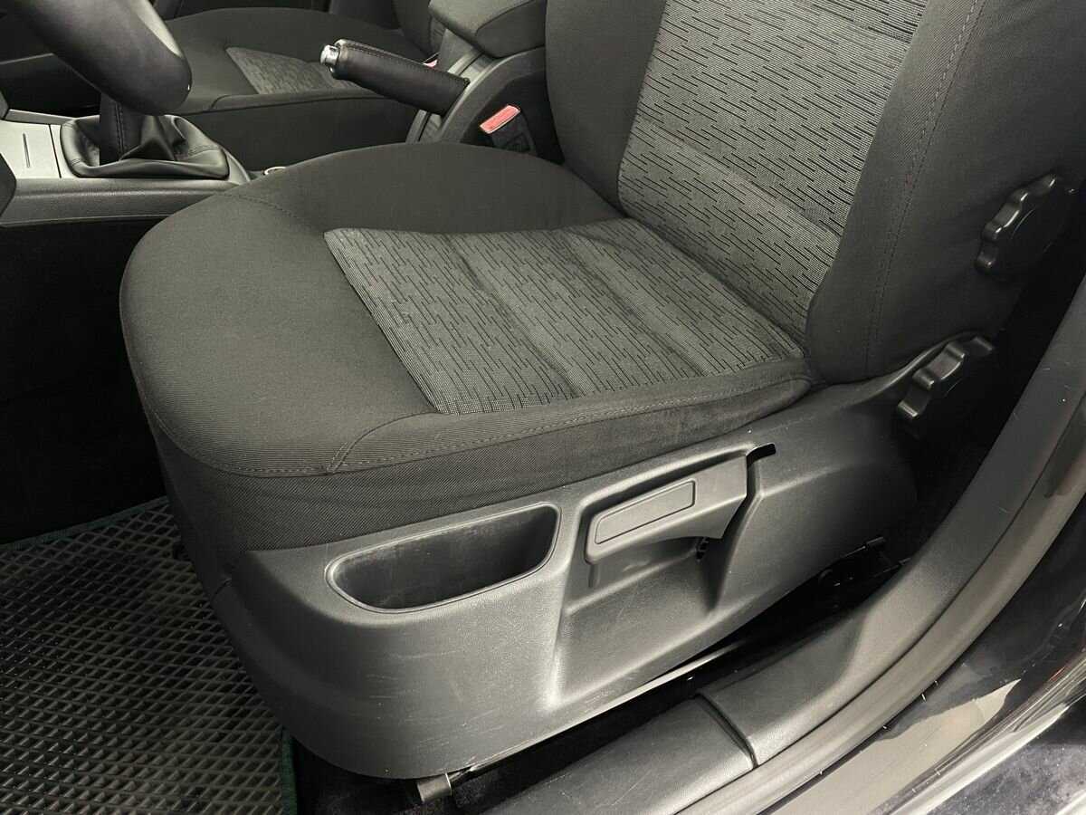 Б/У Шкода Октавия 2012 года. Фото: #9