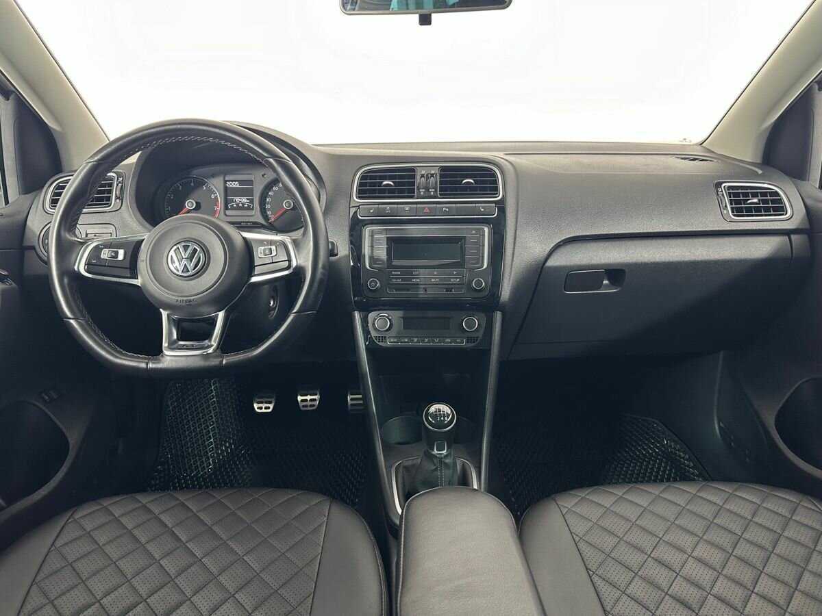 Б/У Фольксваген Поло 2018 года. Фото: #6