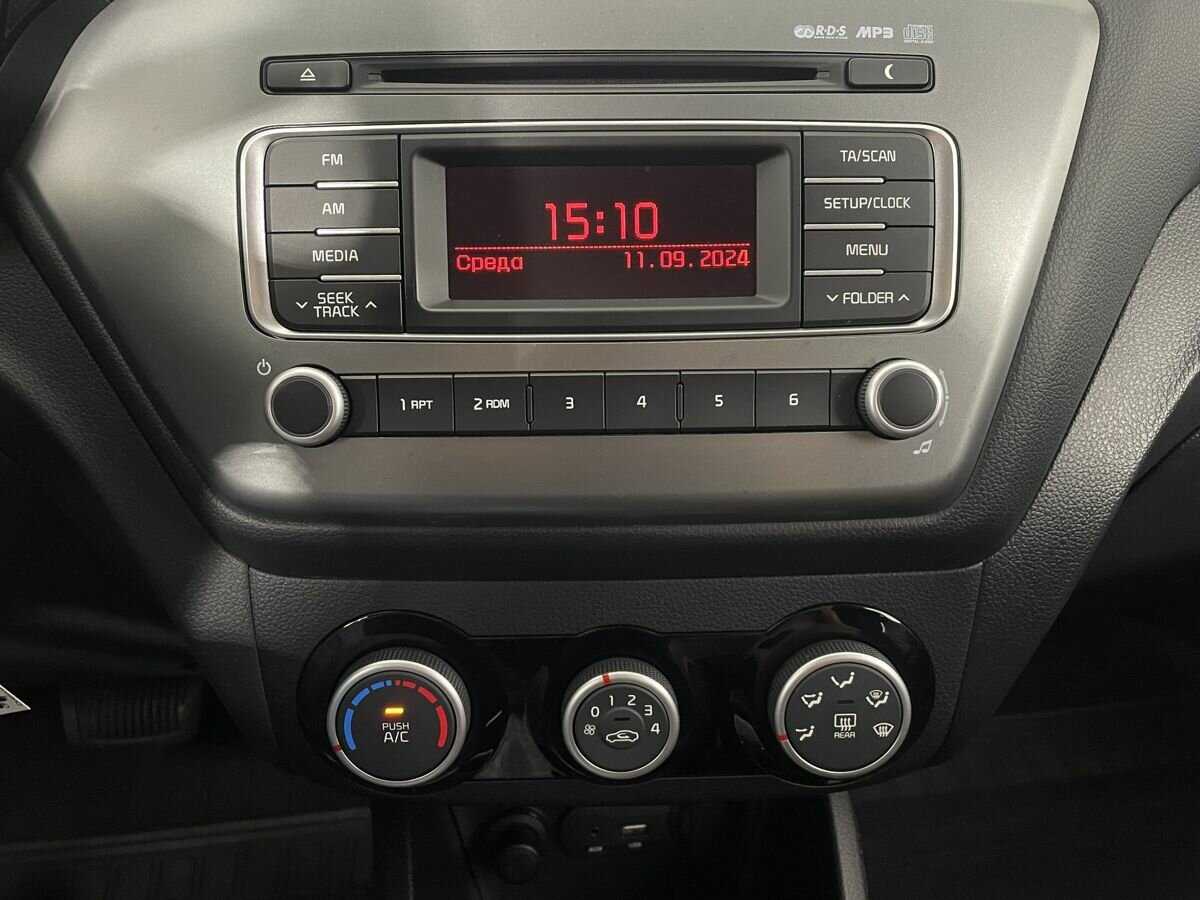 Б/У Киа Рио 2016 года. Фото: #10