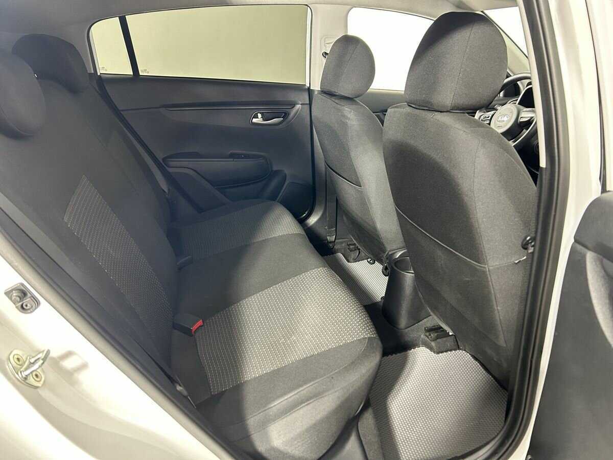 Б/У Киа Рио 2021 года. Фото: #15