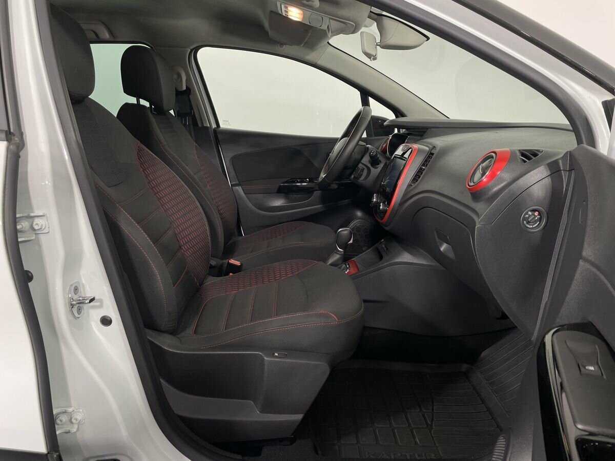 Б/У Рено Каптюр 2018 года. Фото: #13