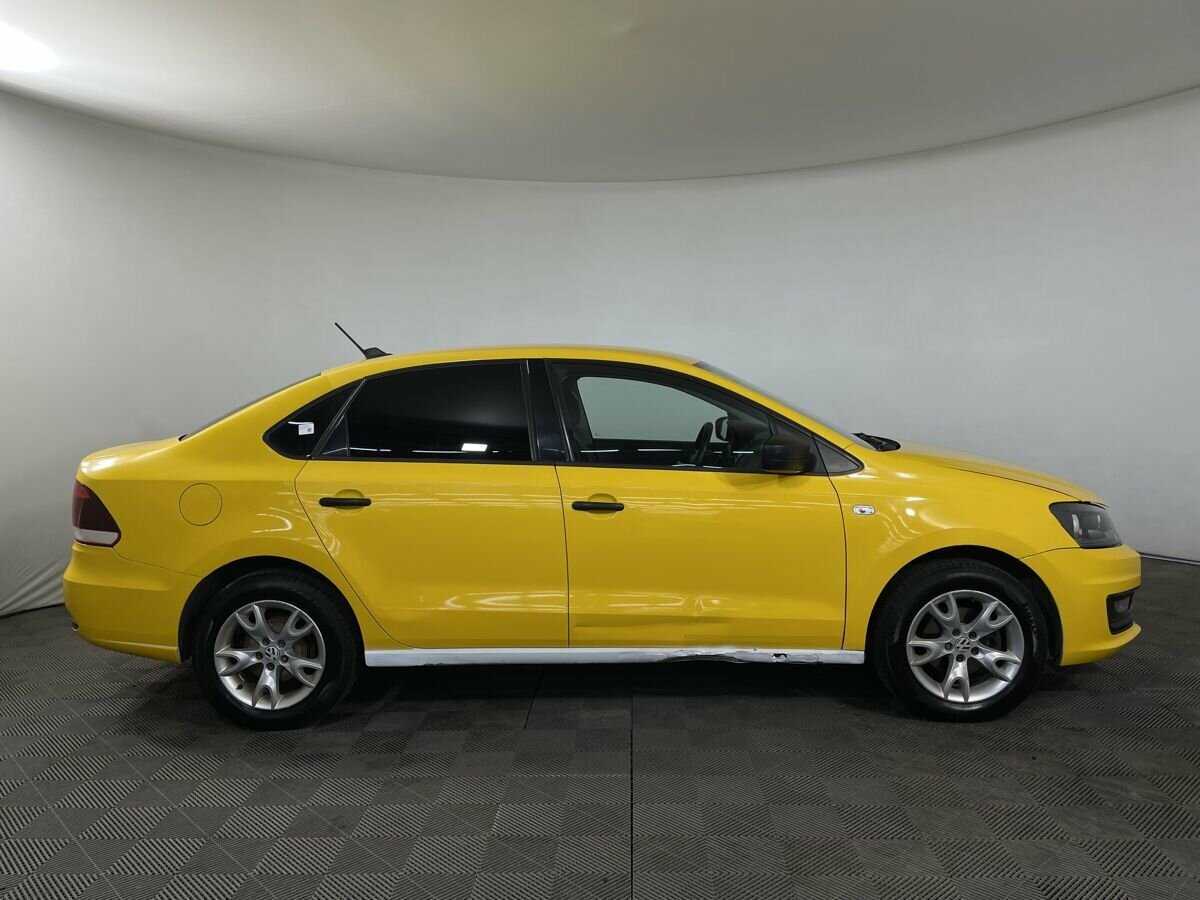 Б/У Фольксваген Поло 2017 года. Фото: #3